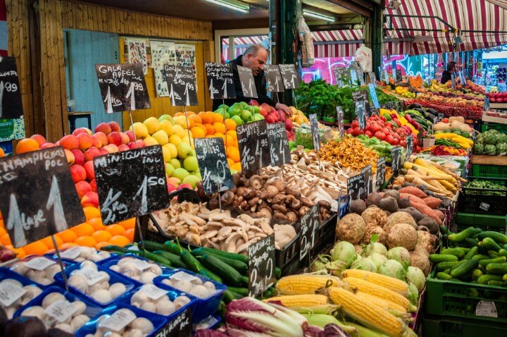 Naschmarkt mercado em viena - áustria