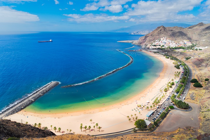 Praia de Las Teresitas em Tenerife, Espanha