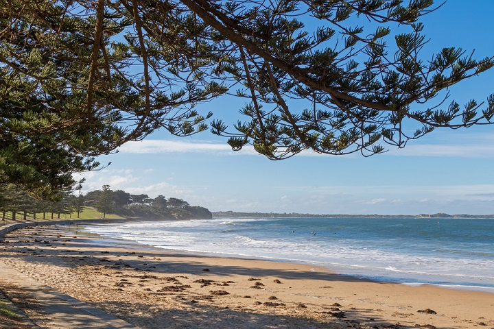 Praias de Torquay na Riviera Inglesa, Reino Unido