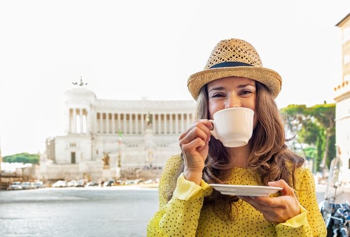 cafe em roma itália