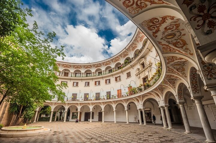 praça cabildo em sevilha