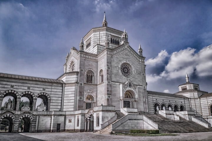 cemitério monumental em milão - itália