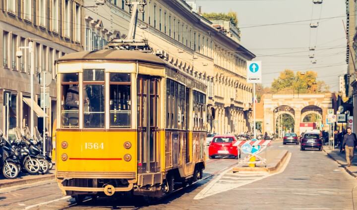 electrico cor-de-laranja em milão - itália