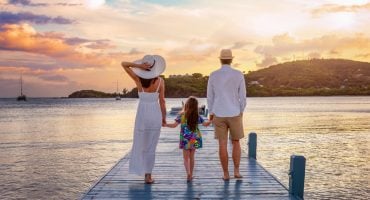 Descobre os melhores destinos para o verão de 2025 e prepara-te para umas férias inesquecíveis!