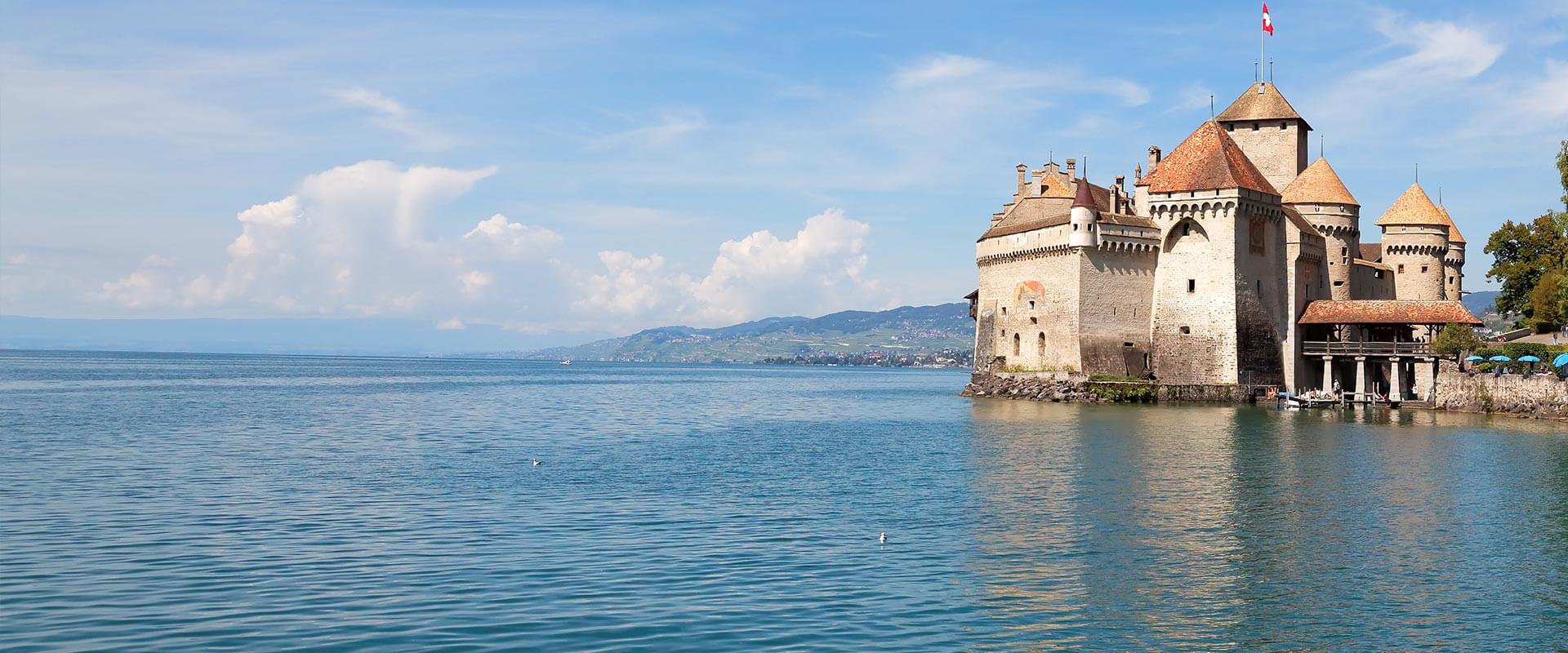Lago Genebra com o Jet d'Eau.