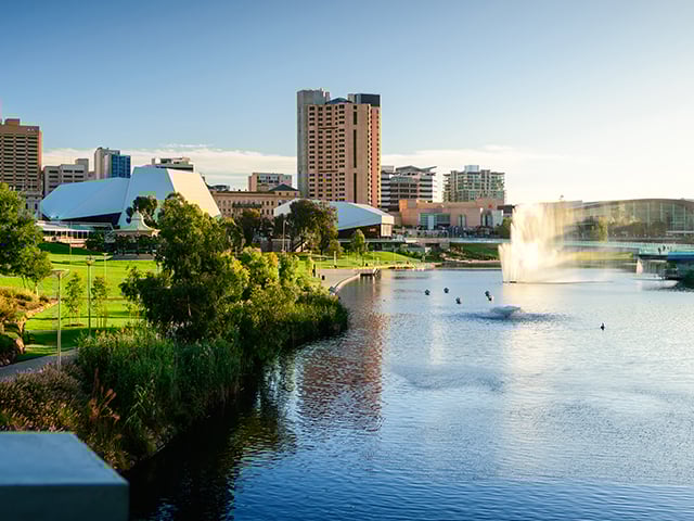 Reserva voos baratos para Adelaide com a EDreams