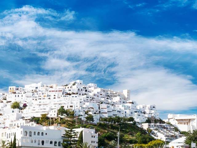 Reserva voos baratos para Almería com a EDreams