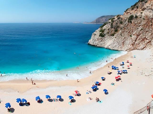 Reserva voos baratos para Antalya com a EDreams