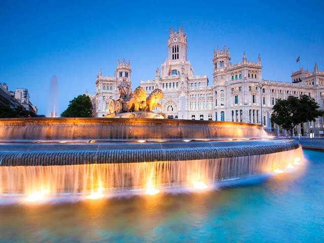 Reserva voos baratos para Madrid com a EDreams