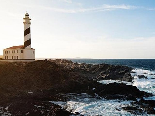Reserva voos baratos para Minorca com a EDreams
