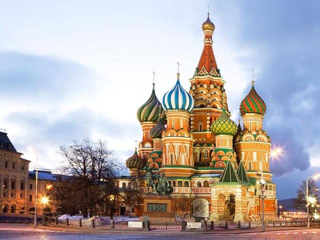 Reserva o teu Voo + Hotel em Moscovo na eDreams.pt