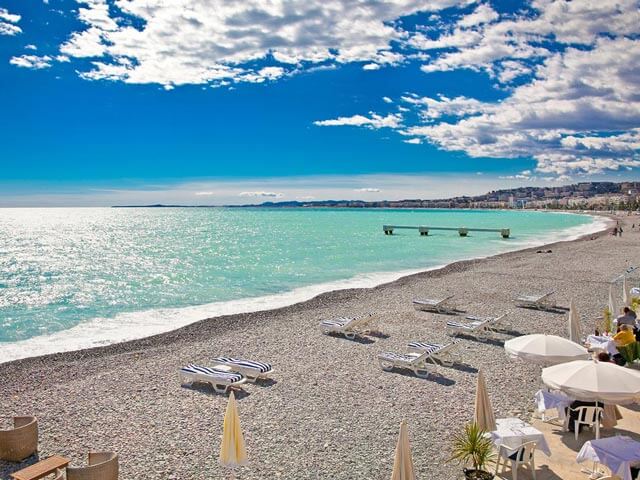 Reserva voos baratos para Nice com a EDreams