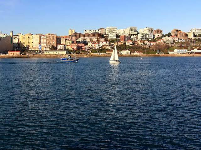 Reserva voos baratos para Santander com a EDreams