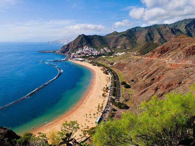 Reserve voos baratos para Tenerife com a EDreams