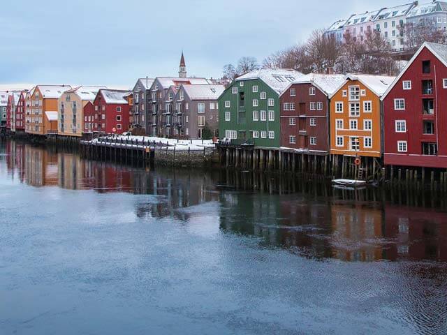 Reserva voos baratos para Trondheim com a EDreams