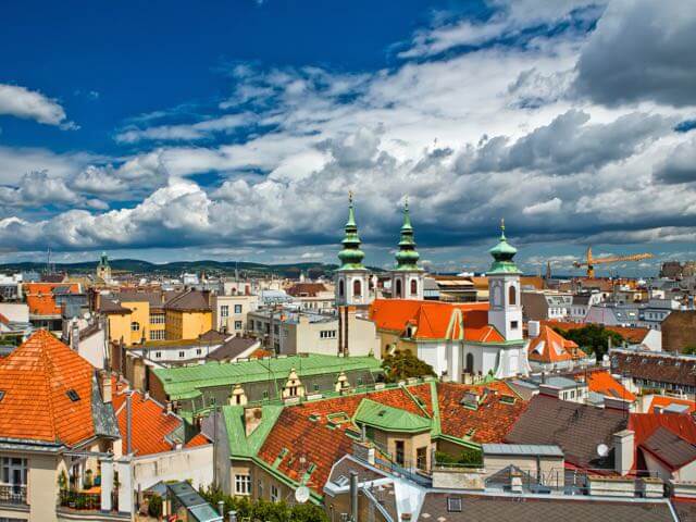 Reserva o teu Voo + Hotel em Viena na eDreams.pt