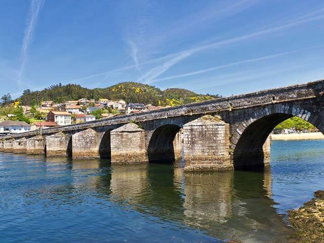 Reserva voos baratos para Vigo com a EDreams
