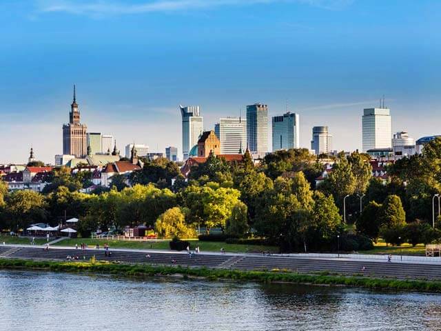 Reserva o teu Voo + Hotel em Varsóvia na eDreams.pt